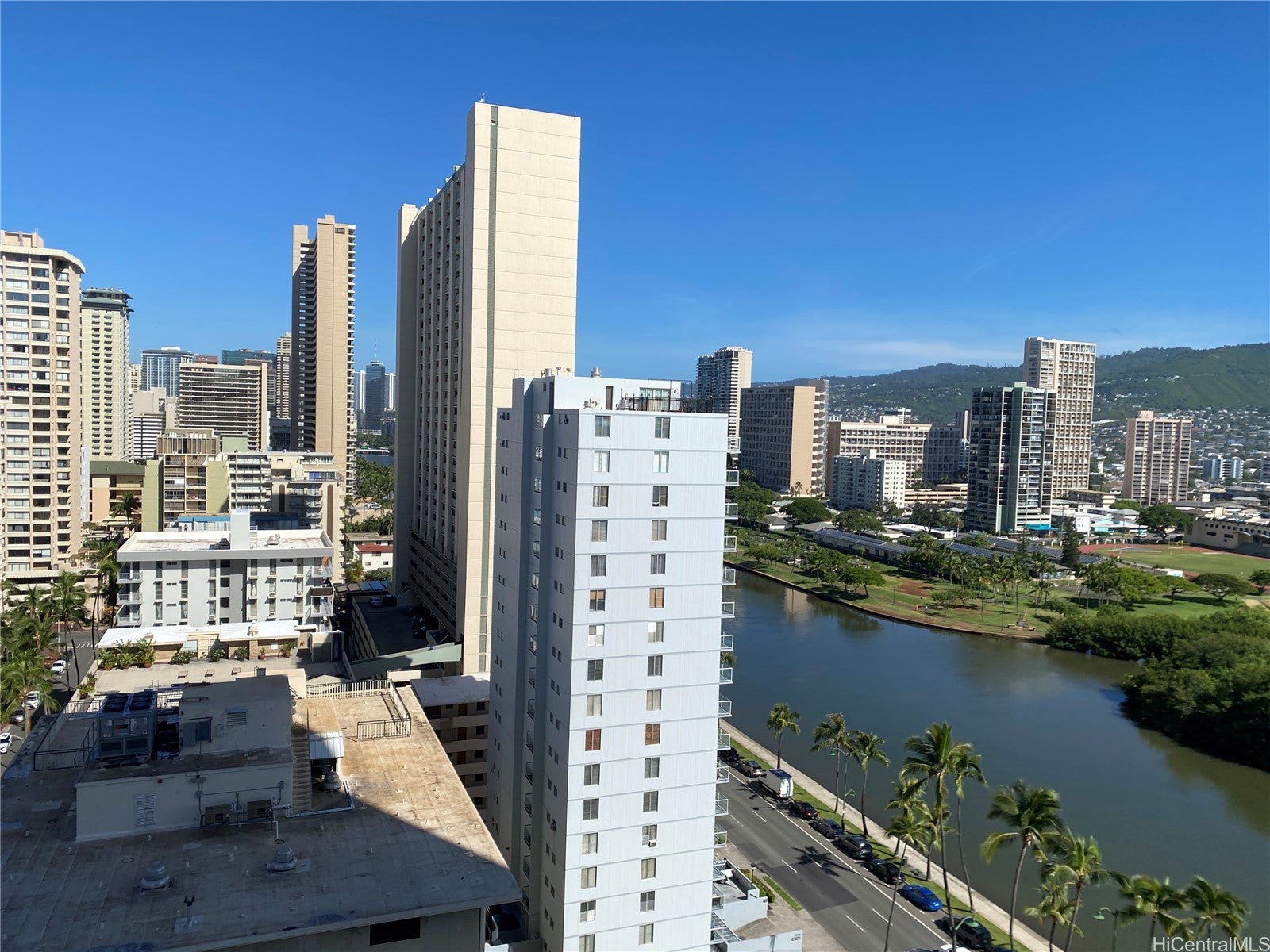 445 Seaside Avenue 2018