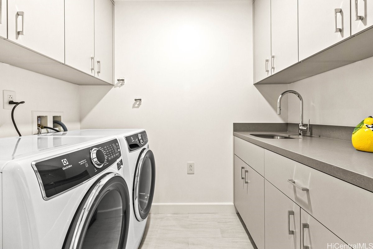 1100 Ala Moana Boulevard 2200