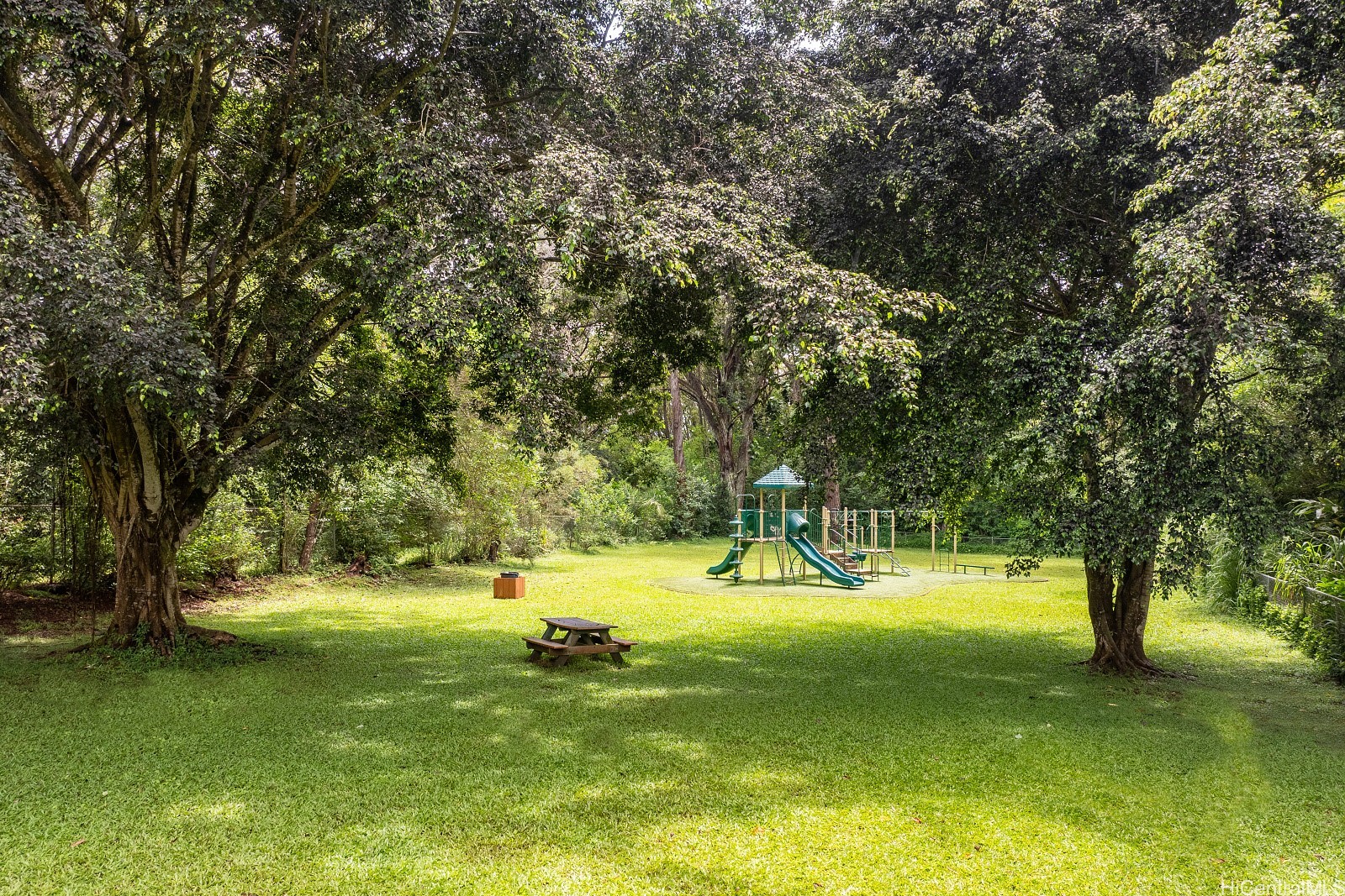 Hidden Valley Ests Condominium