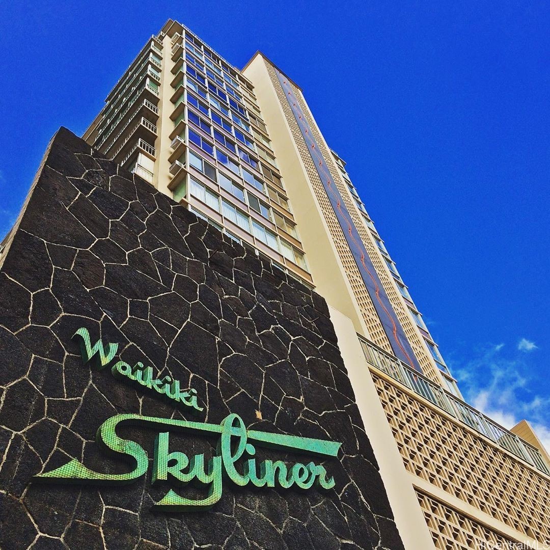 Waikiki Skyliner Condominium