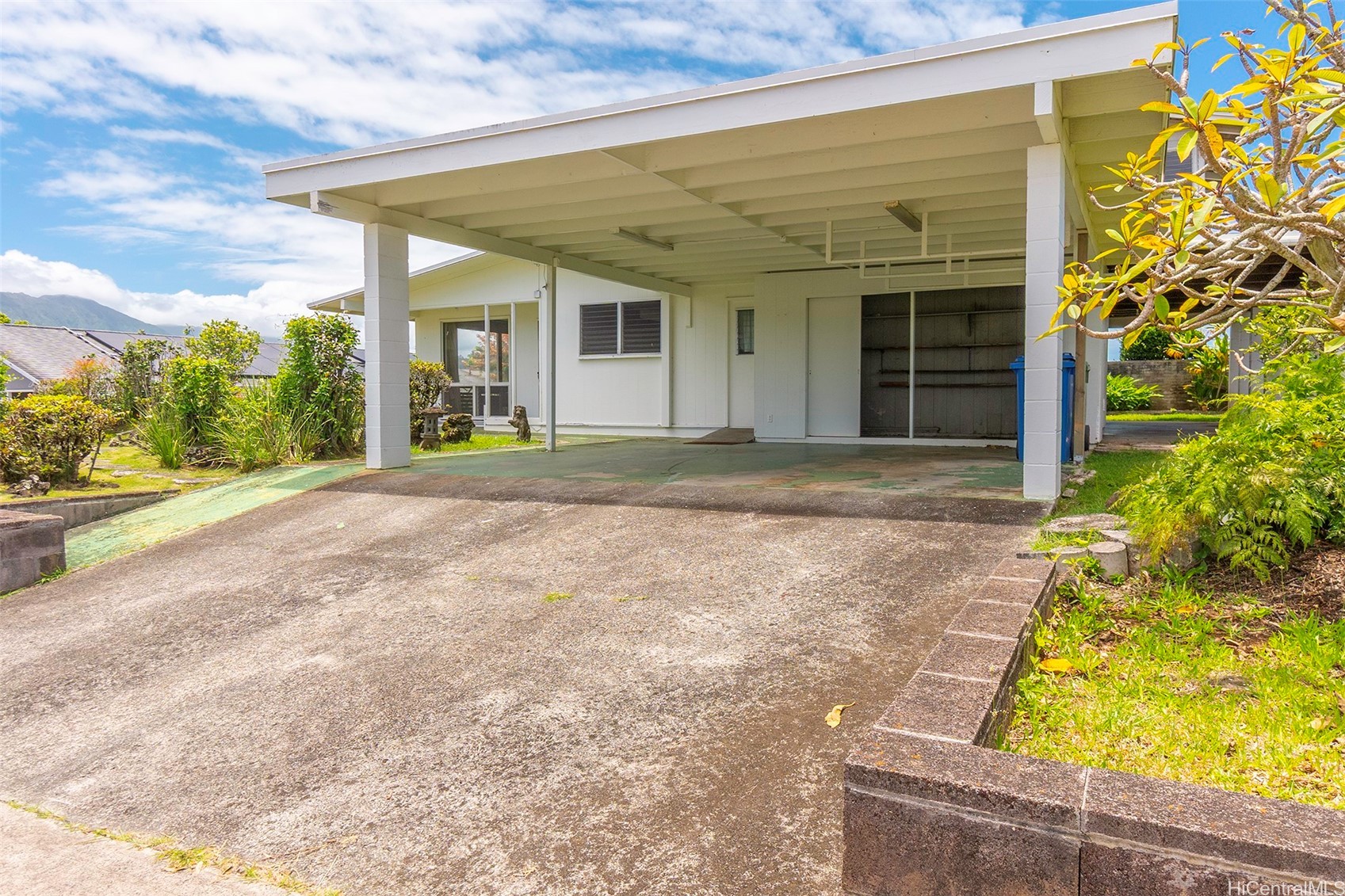 46-129 Halaulani Street