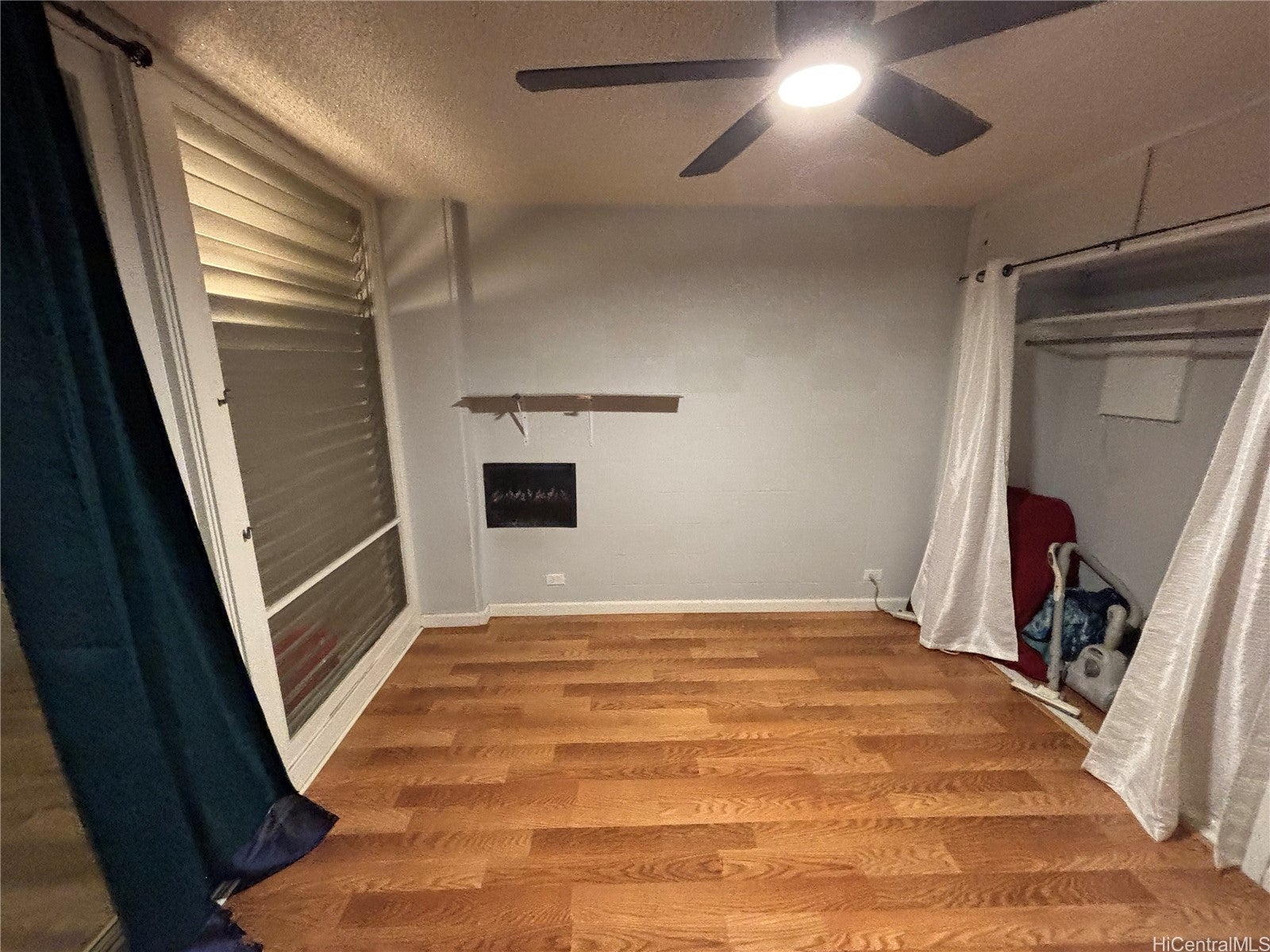 1720 Ala Moana Boulevard 304A