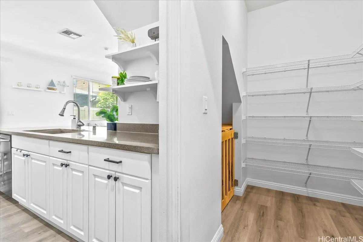 Ewa Beach, Hawaii 96706, United States, 4 Bedrooms Bedrooms, ,3 BathroomsBathrooms,Residential,Active,128194