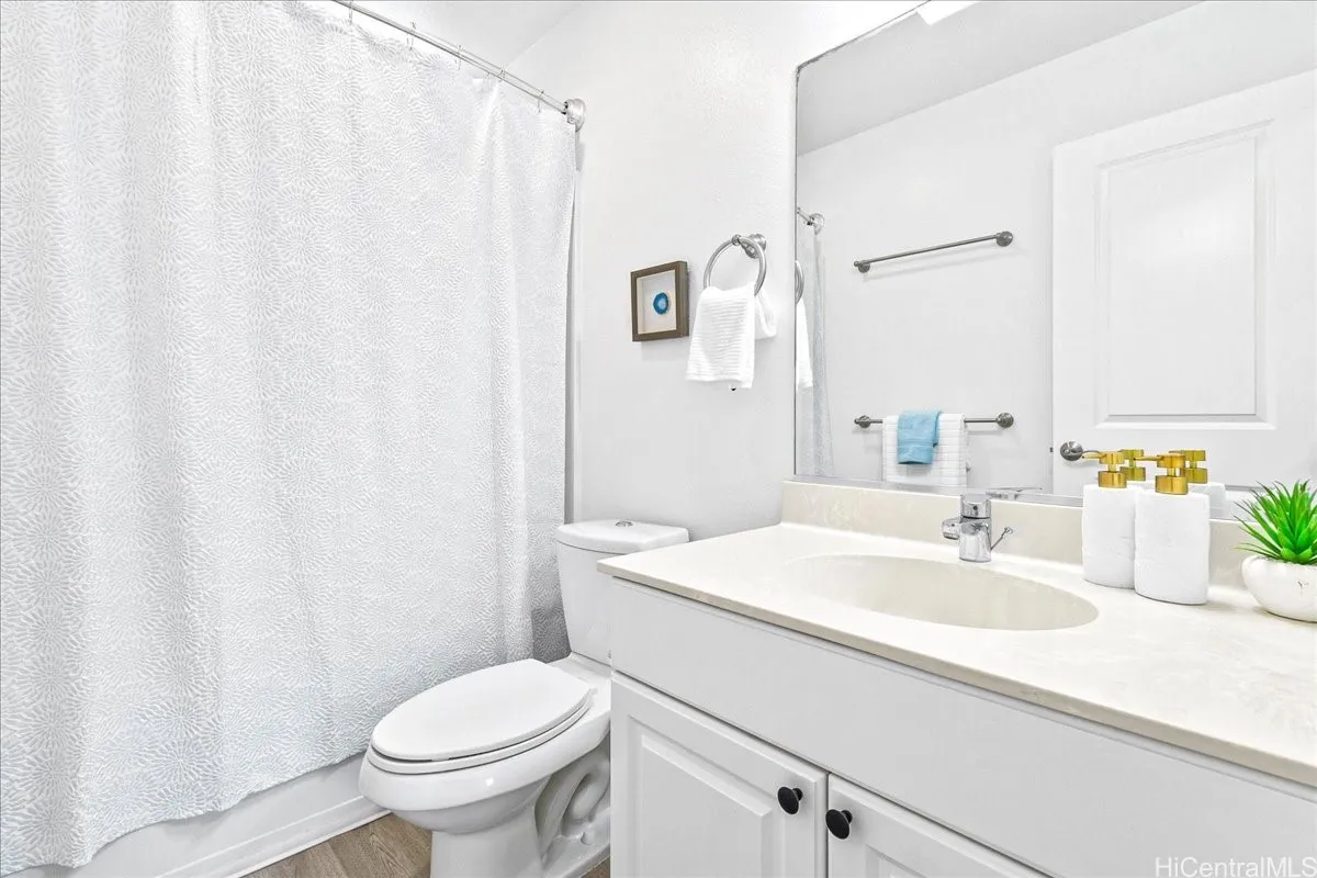 Ewa Beach, Hawaii 96706, United States, 4 Bedrooms Bedrooms, ,3 BathroomsBathrooms,Residential,Active,128194