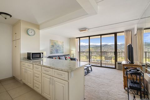 Photo of 201 Ohua Avenue #T2-3011, Honolulu, HI 96815 (MLS # 202612490)