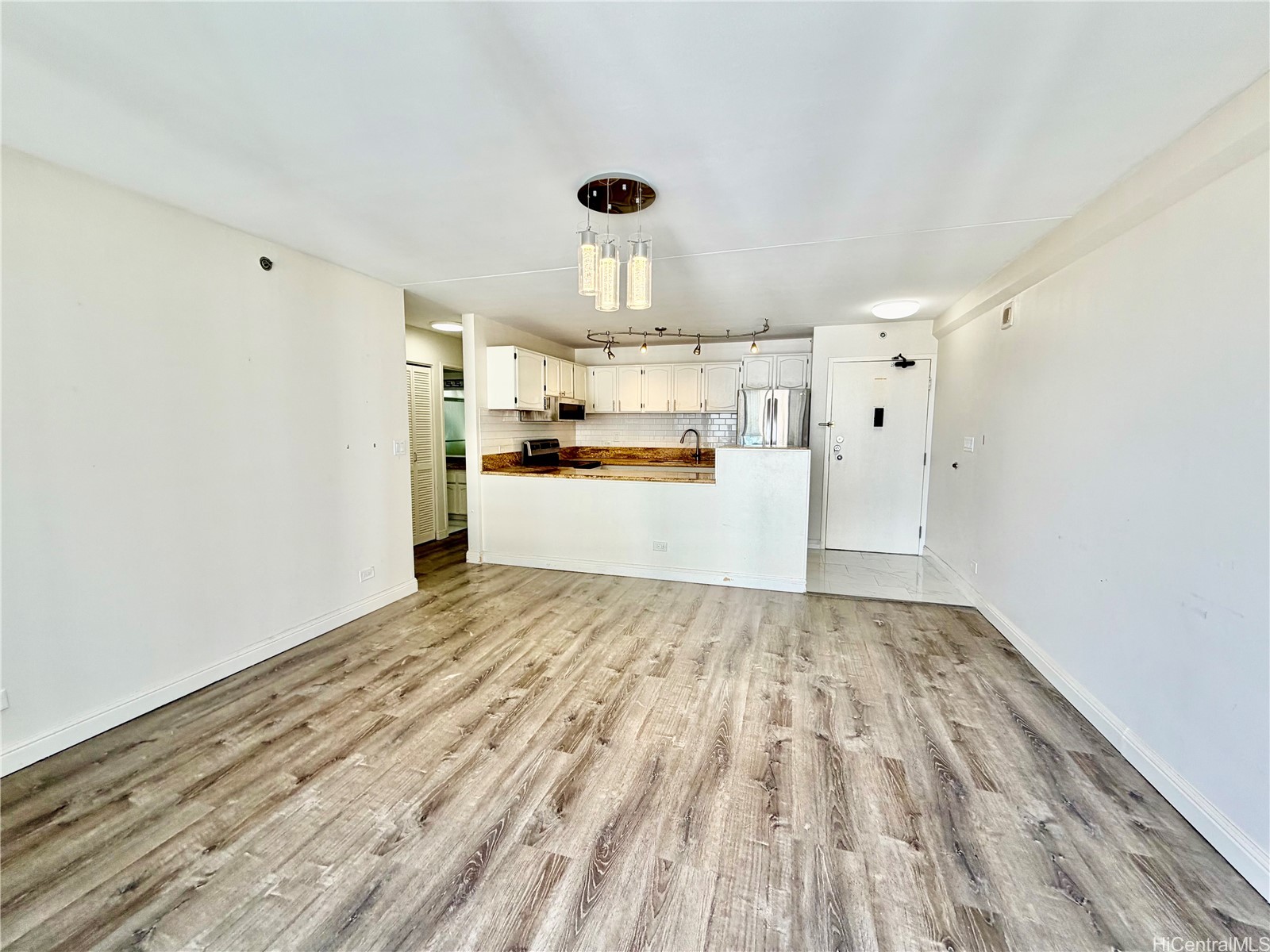 2522 Date Street 1204