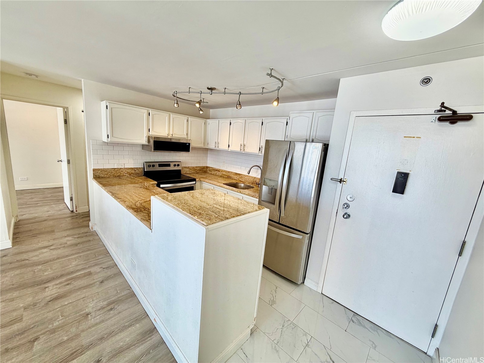 2522 Date Street 1204