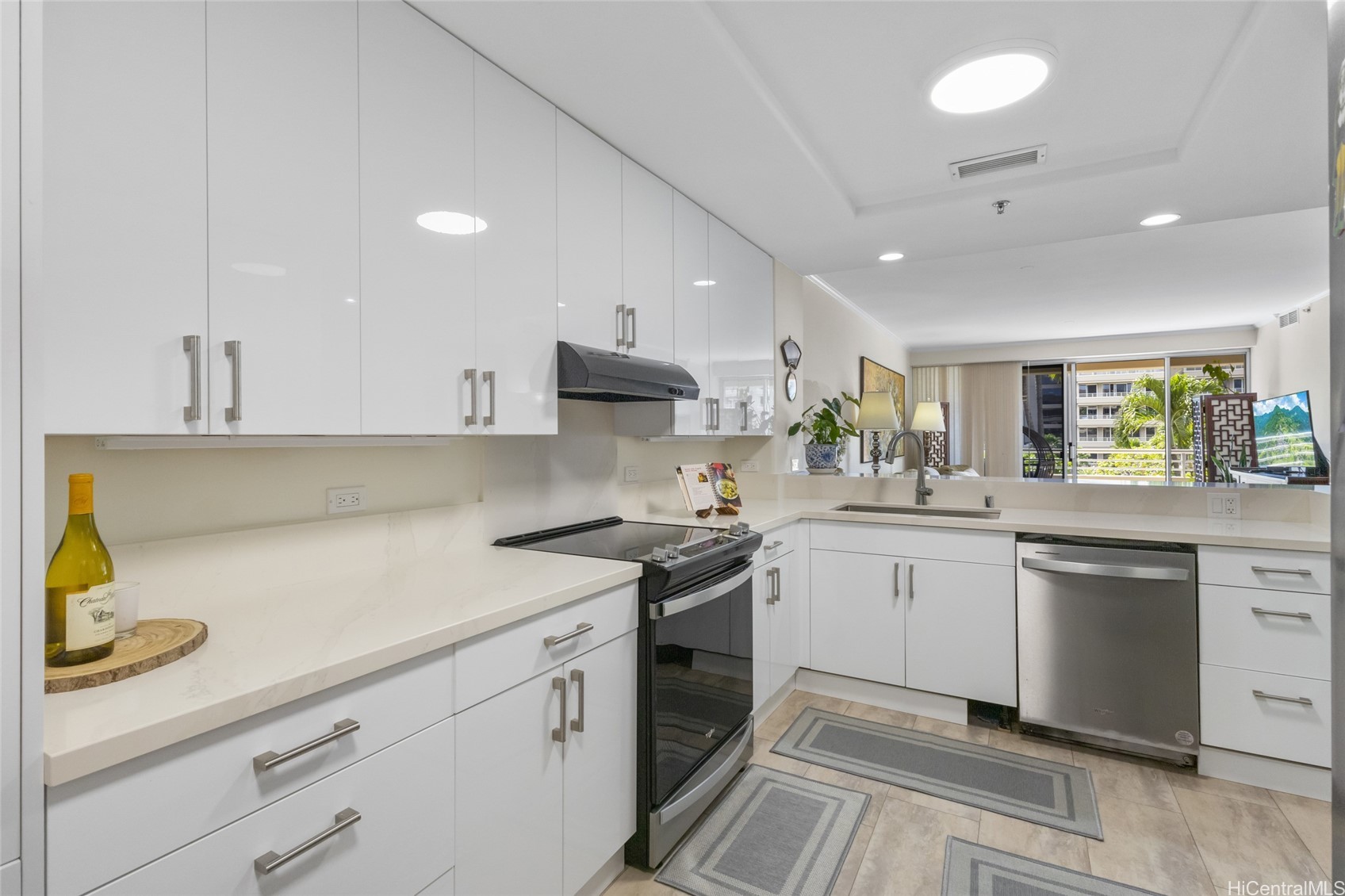 1 Keahole Place 3310