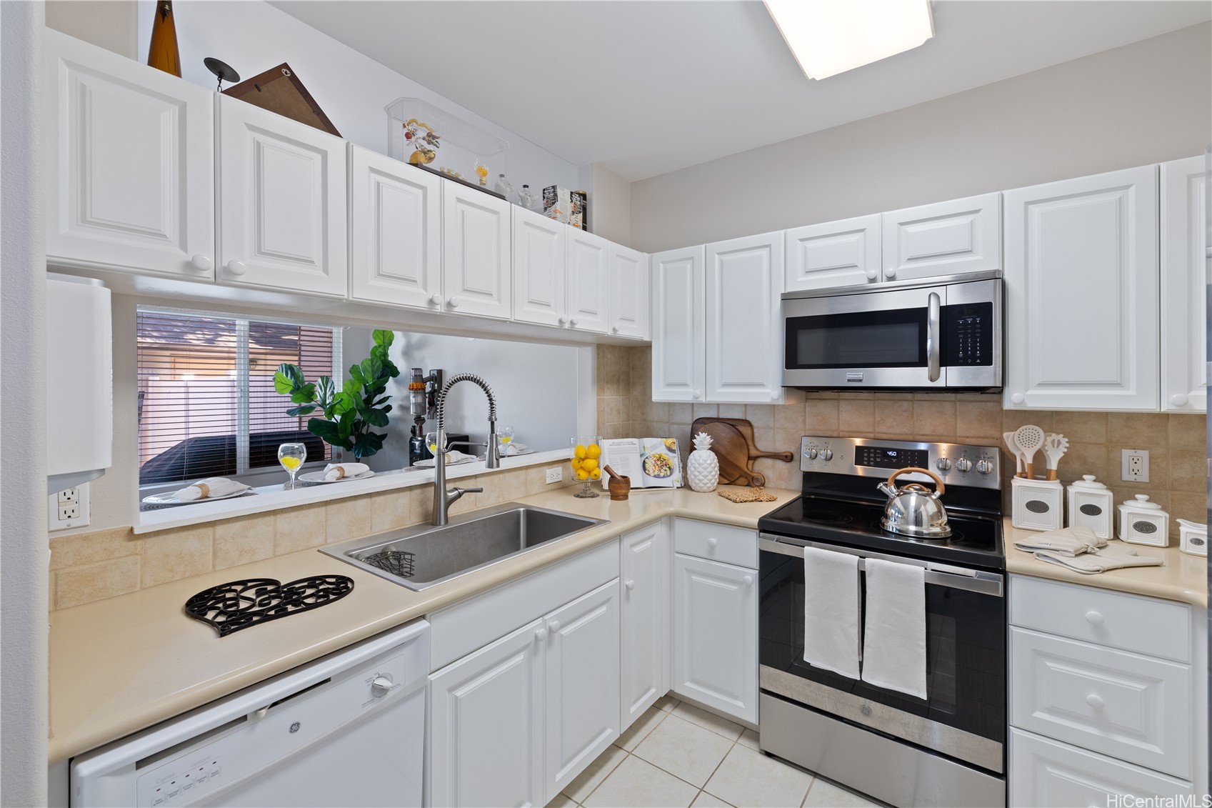 91-2123 Kaioli Street 3001