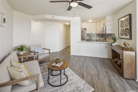 300 Wai Nani Way 1815 Honolulu HI 96815