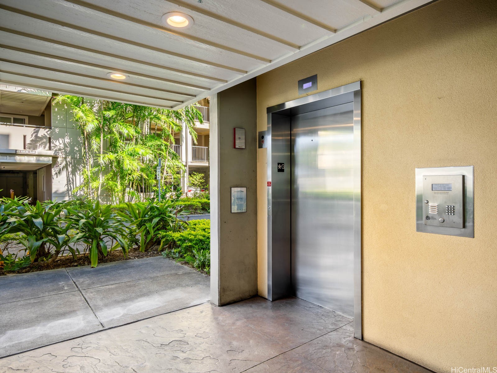 497 Kailua Road 2103
