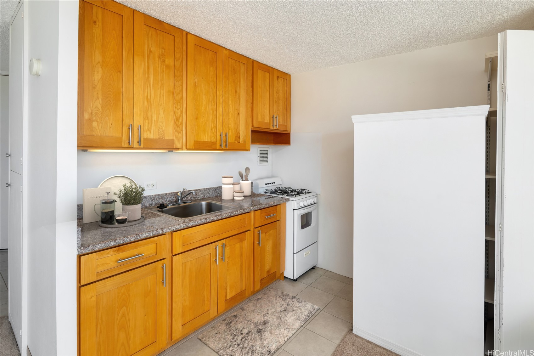 750 Amana Street 1102