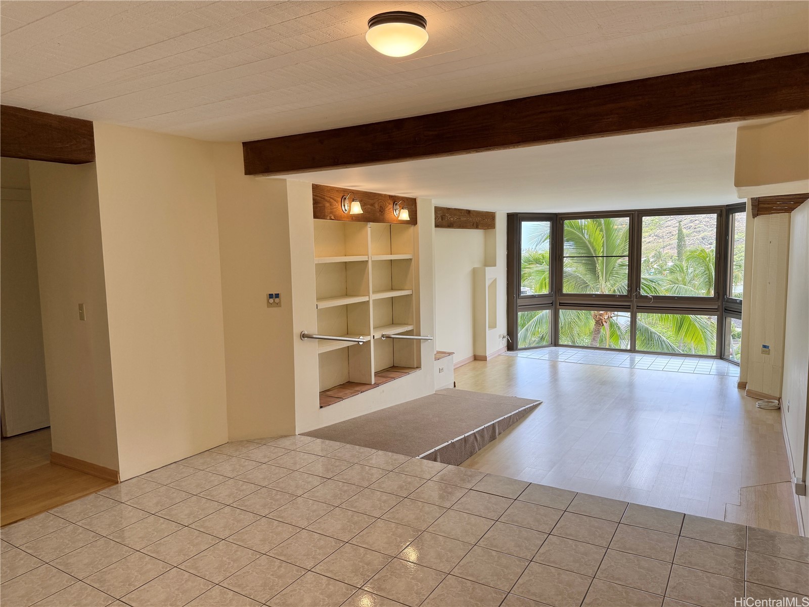 511 Hahaione Street 1-7C