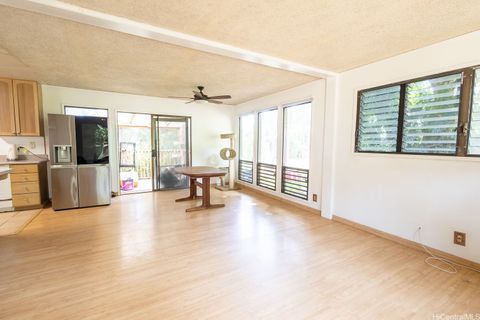 Photo of 47-646 Melekula Road, Kaneohe, HI 96744 (MLS # 202524598)