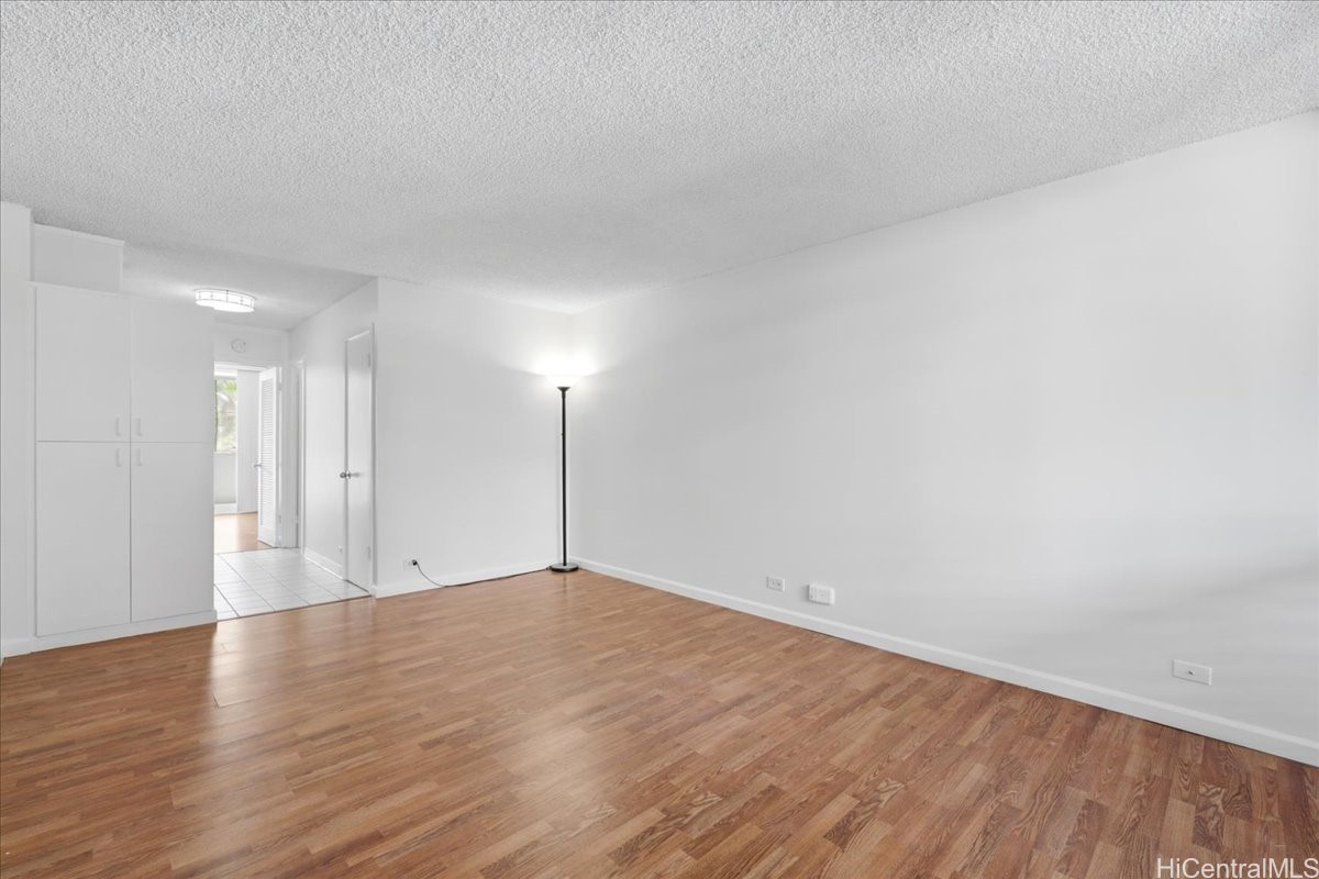 425 Ena Road 207B