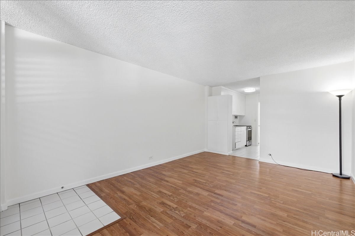 425 Ena Road 207B