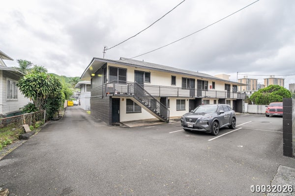 1719 NUUANU AVE APT 2H, HONOLULU, HI 96817 - Image eb93da47e9c682f8a1718f60f5dead5e/1785761979