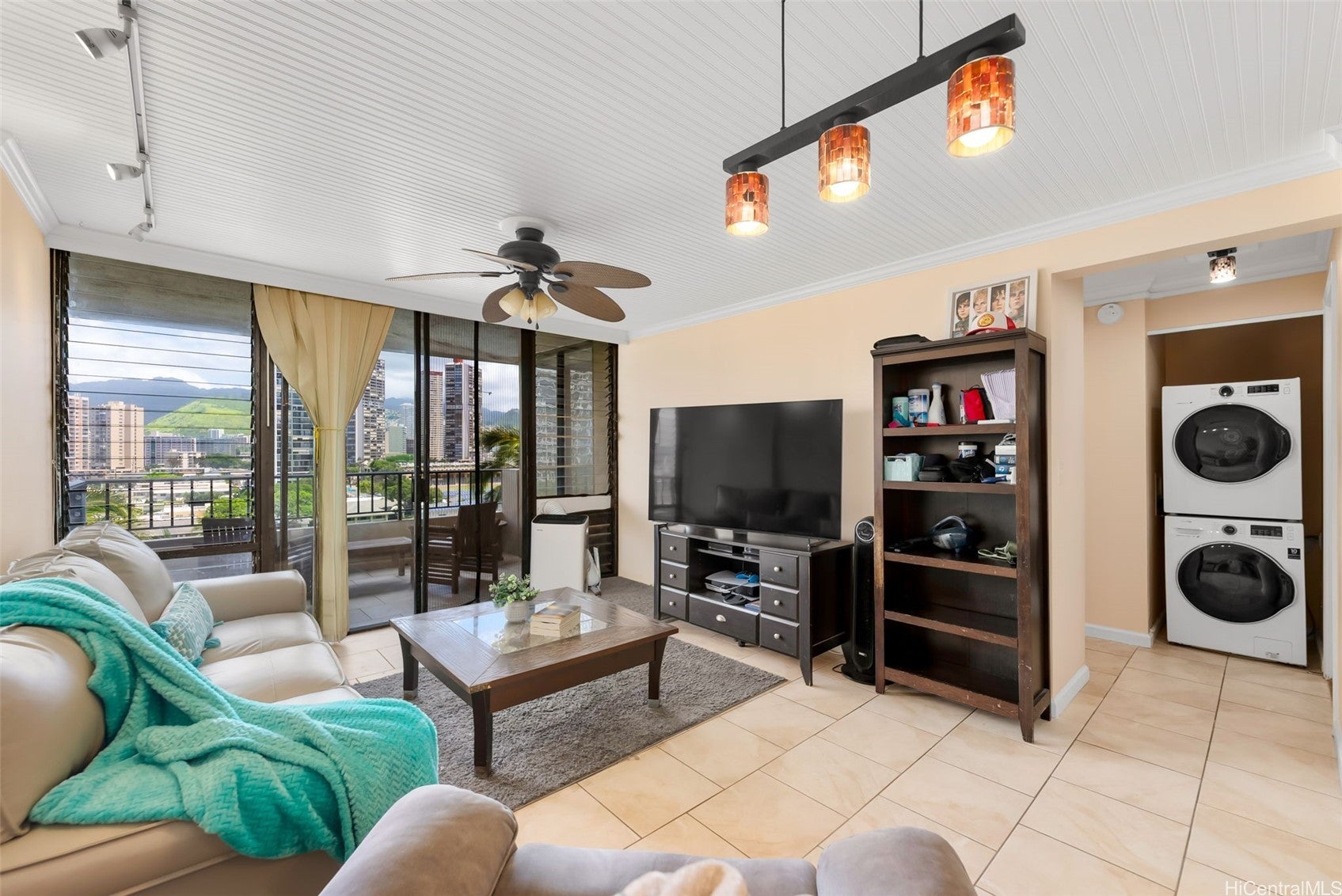 2121 Ala Wai Boulevard 1001