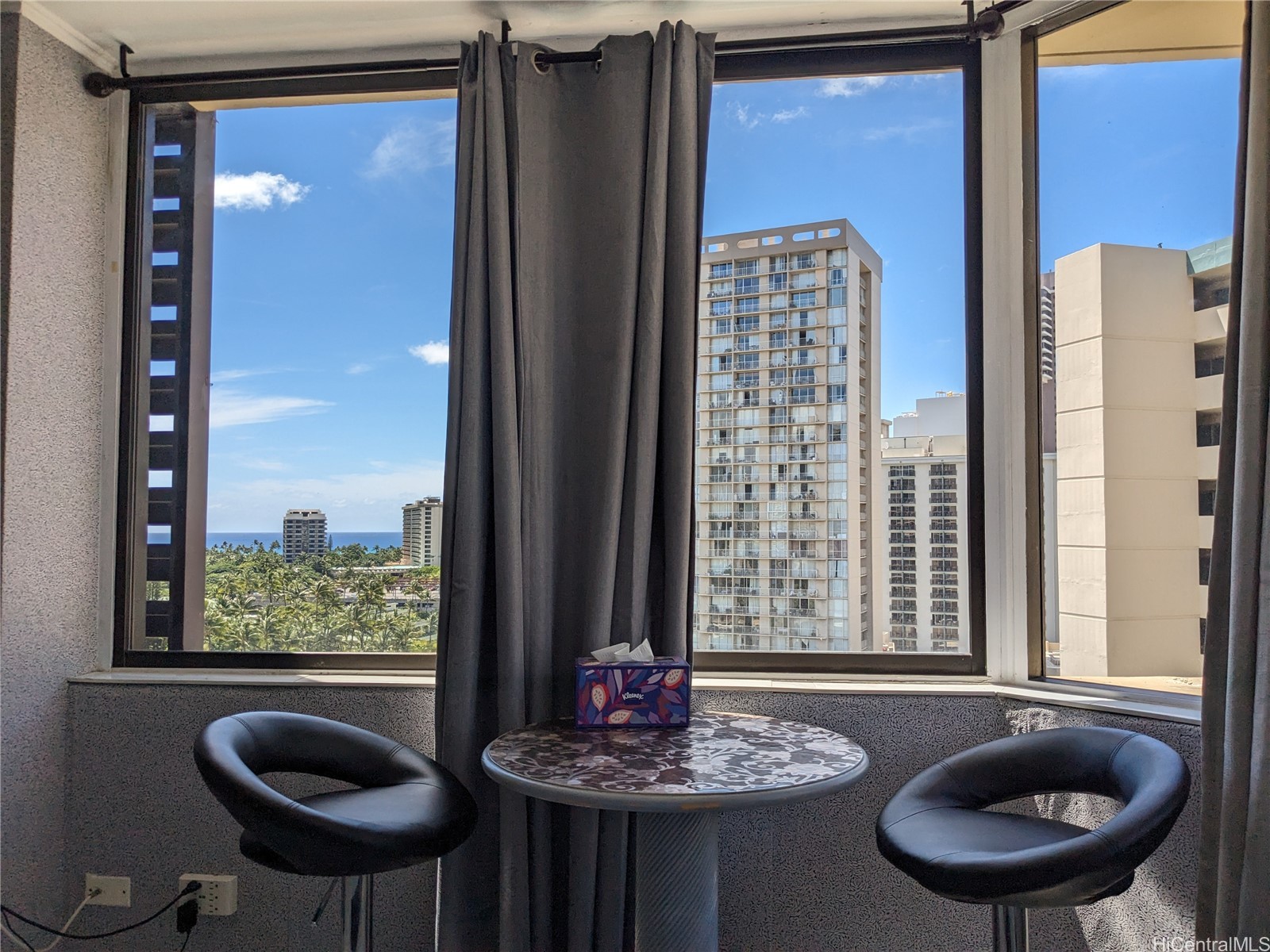 444 Niu Street 1503
