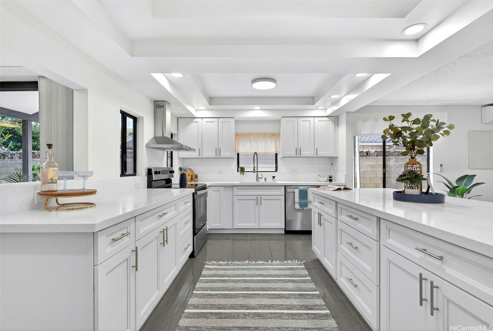 7539 Huialoha Street