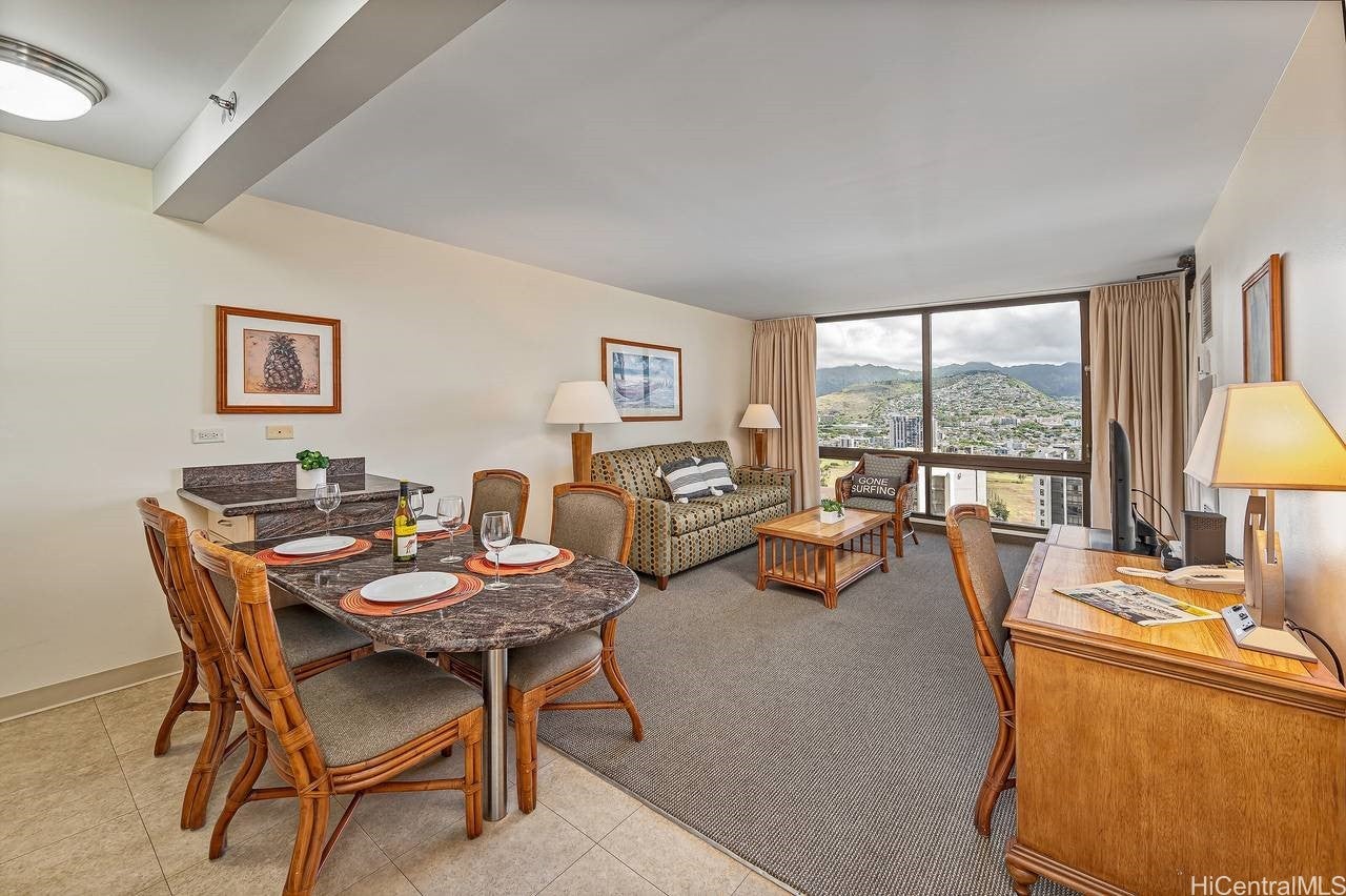 229 Paoakalani Avenue 3011 (NUC)