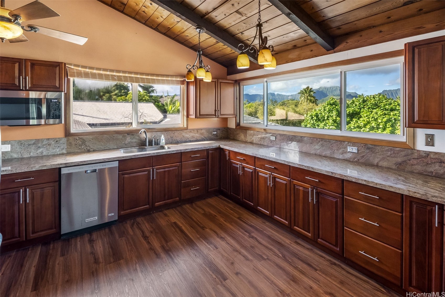 865 N Kalaheo Avenue