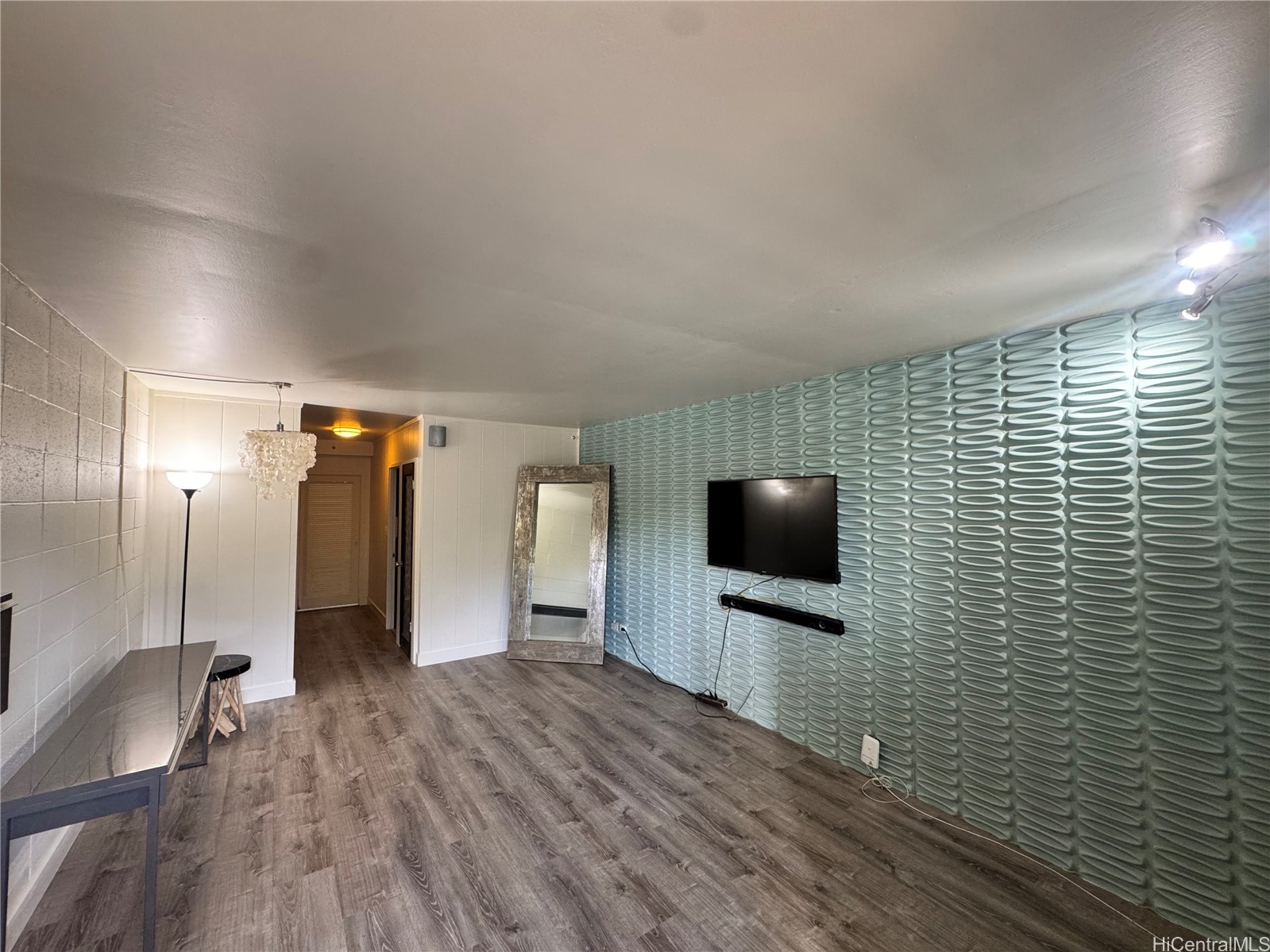 1700 Makiki Street 104