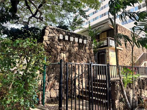 Photo of 1700 Makiki Street #104, Honolulu, HI 96822 (MLS # 202528350)