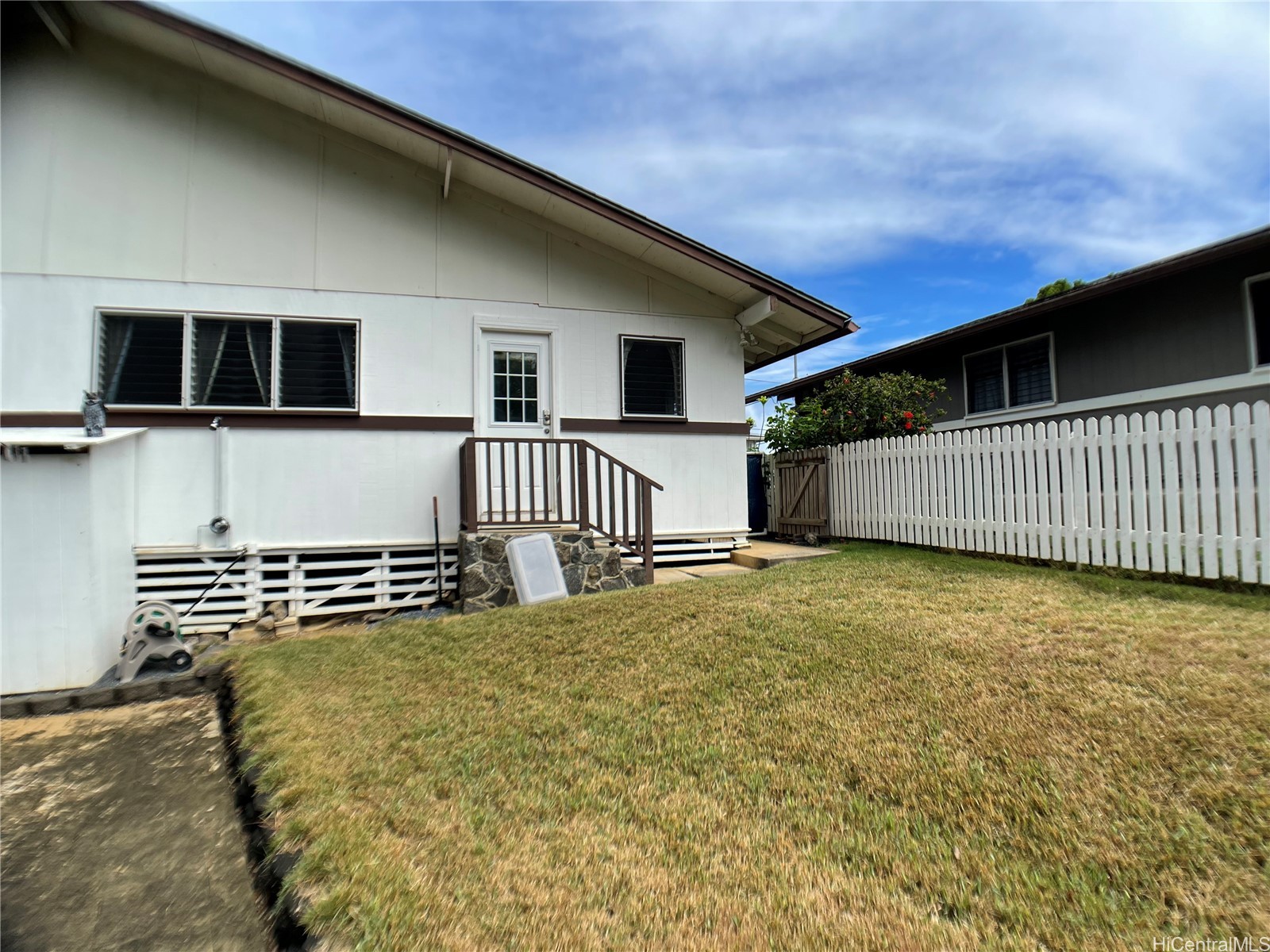 Waikalua Duplex