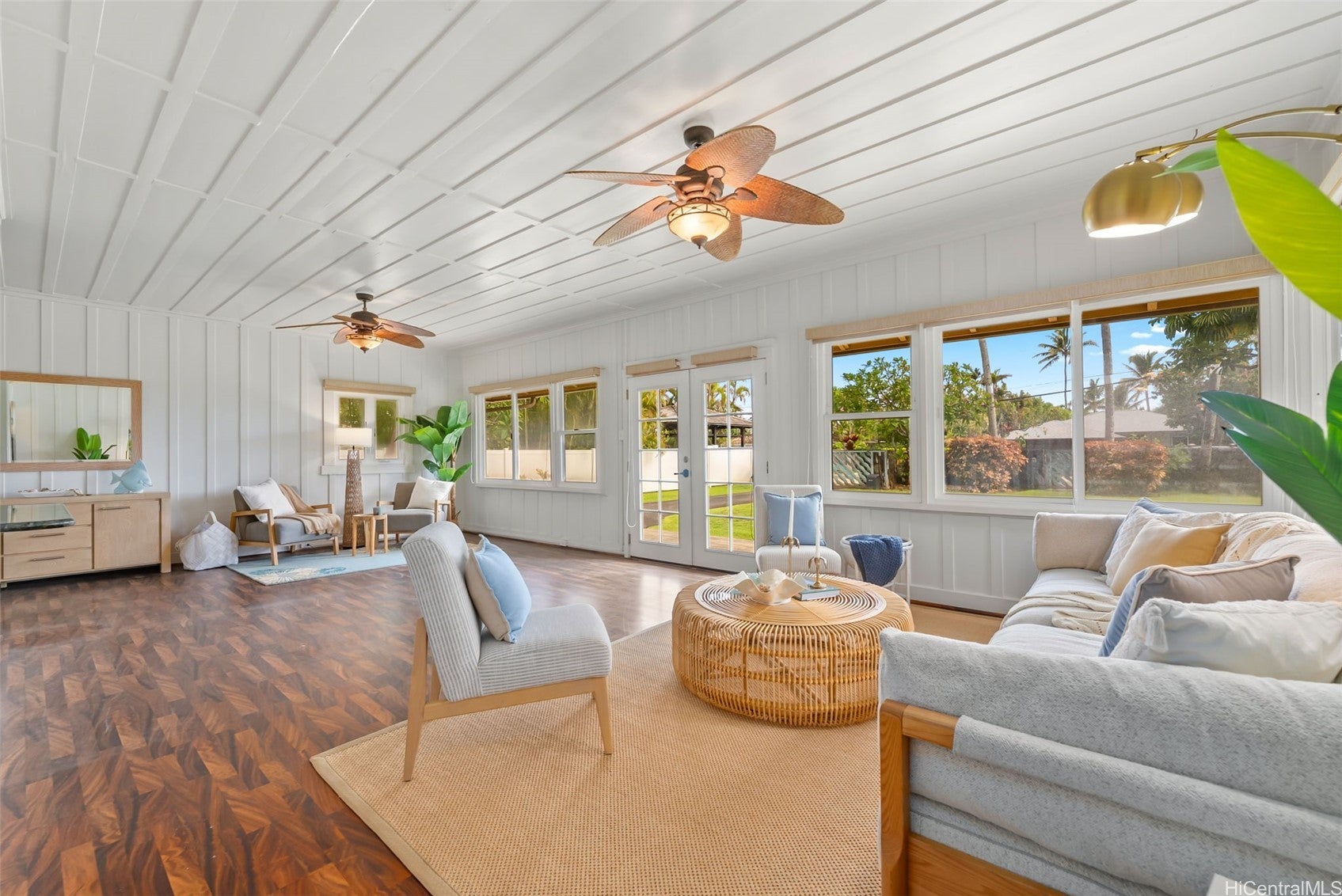 935 Mokulua Drive