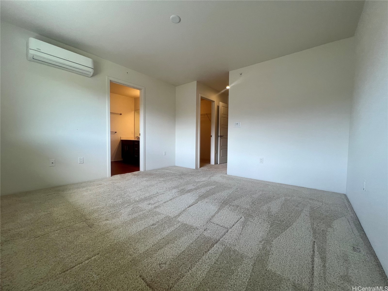 550 Kamaaha Avenue 1005