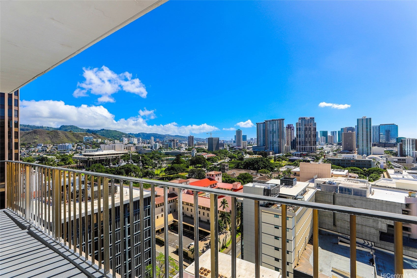 225 Queen Street 20D