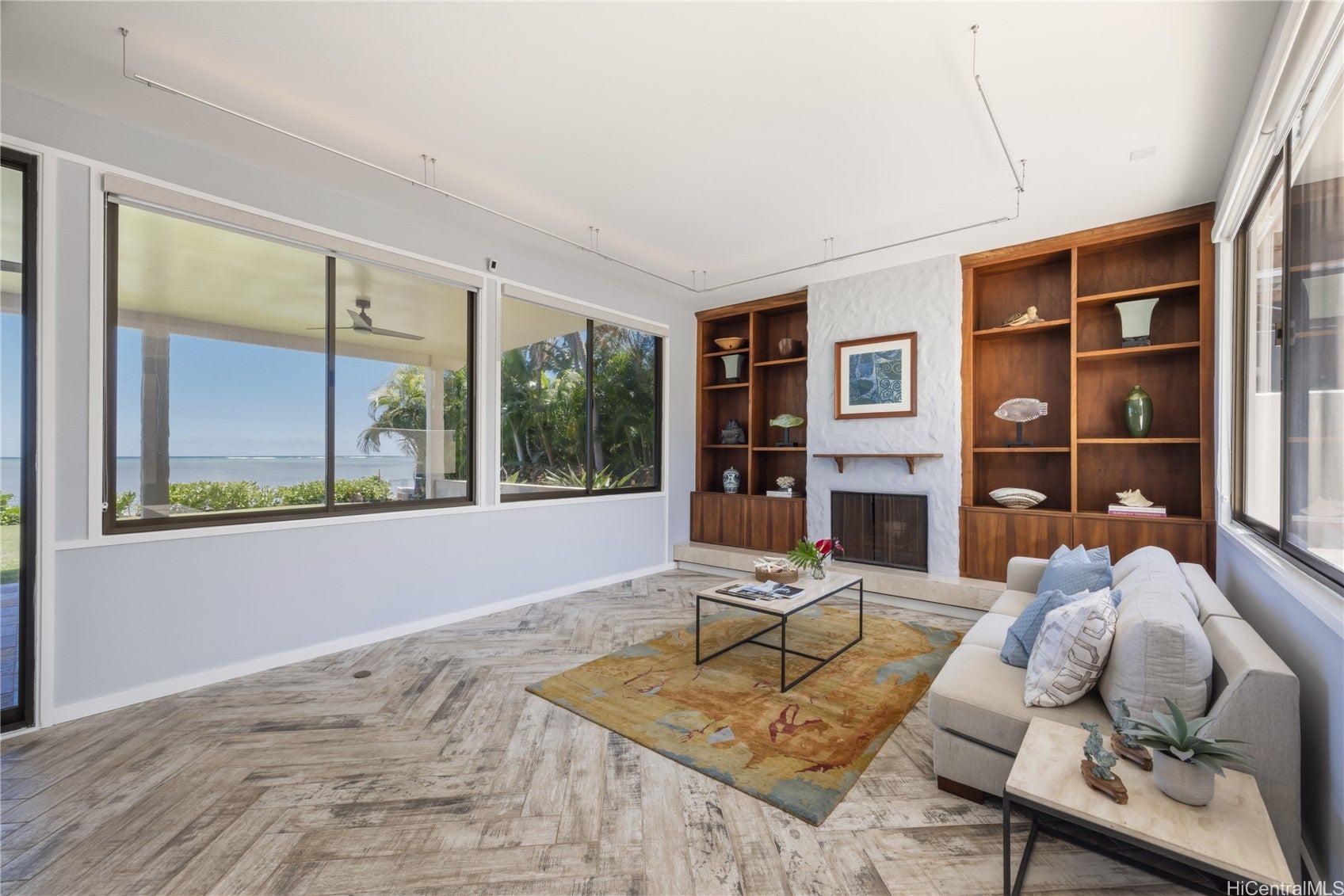 5811 Kalanianaole Highway