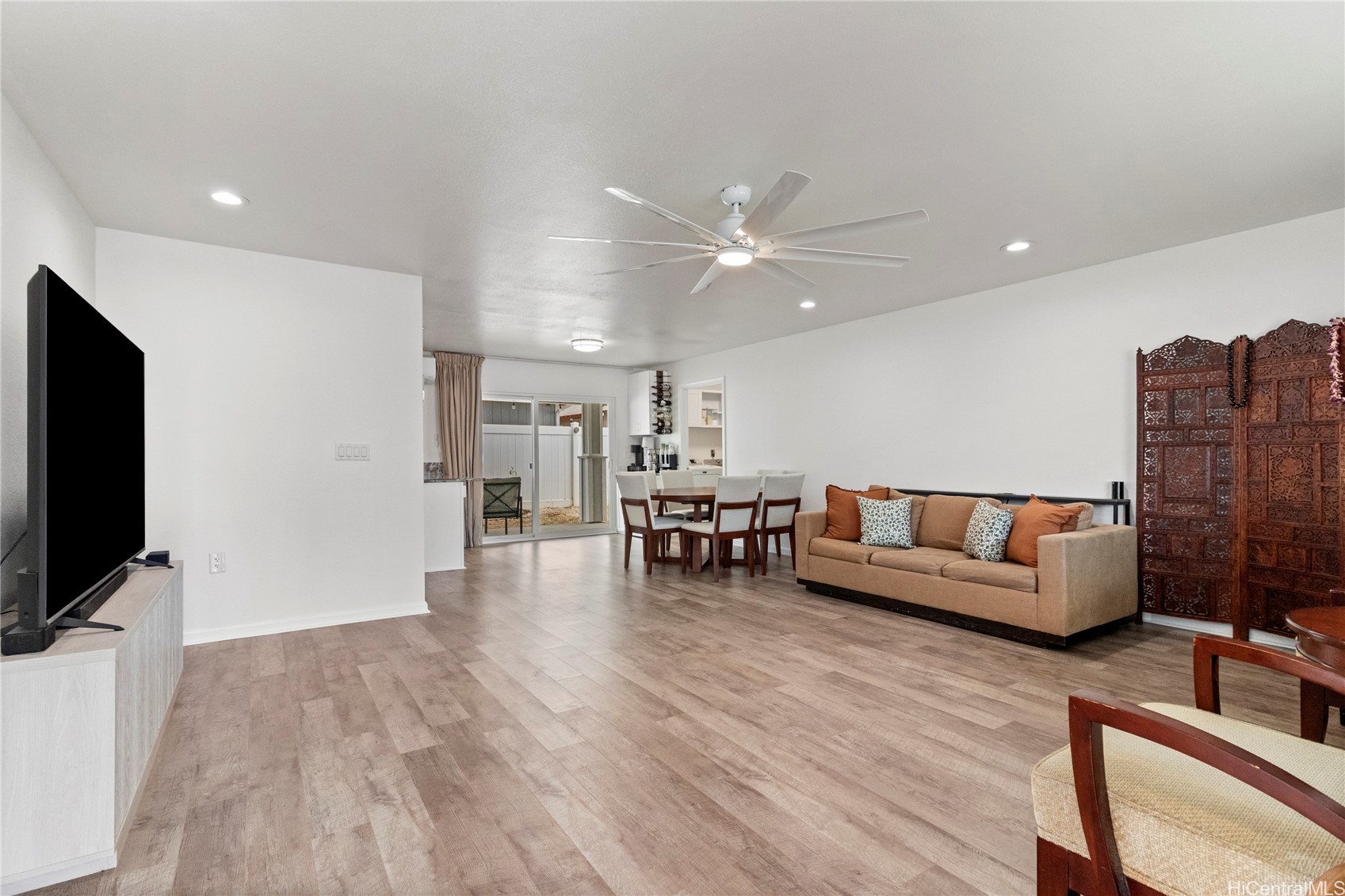 84-792 Lahaina Street