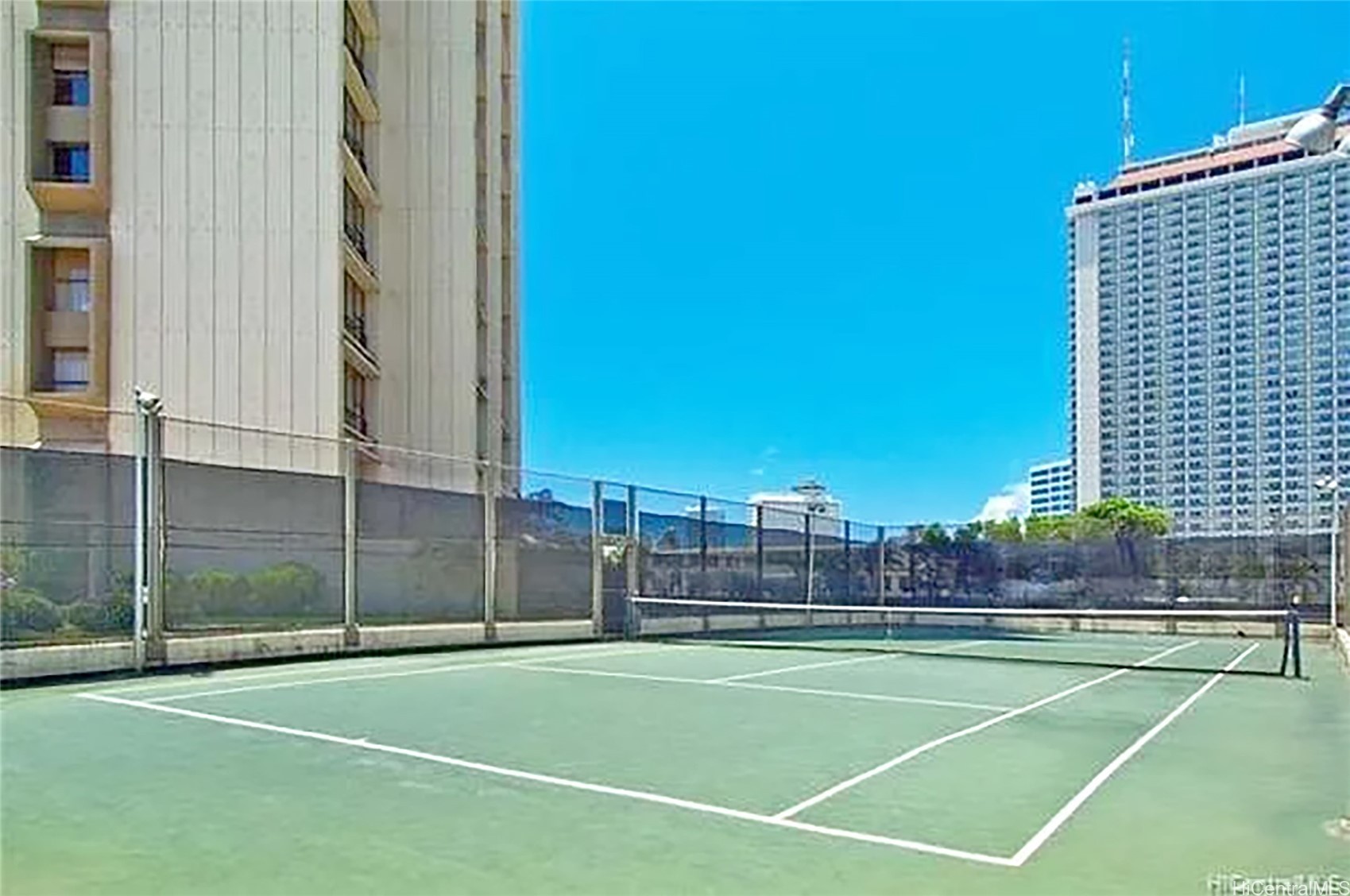 Yacht Harbor Towers Condominium