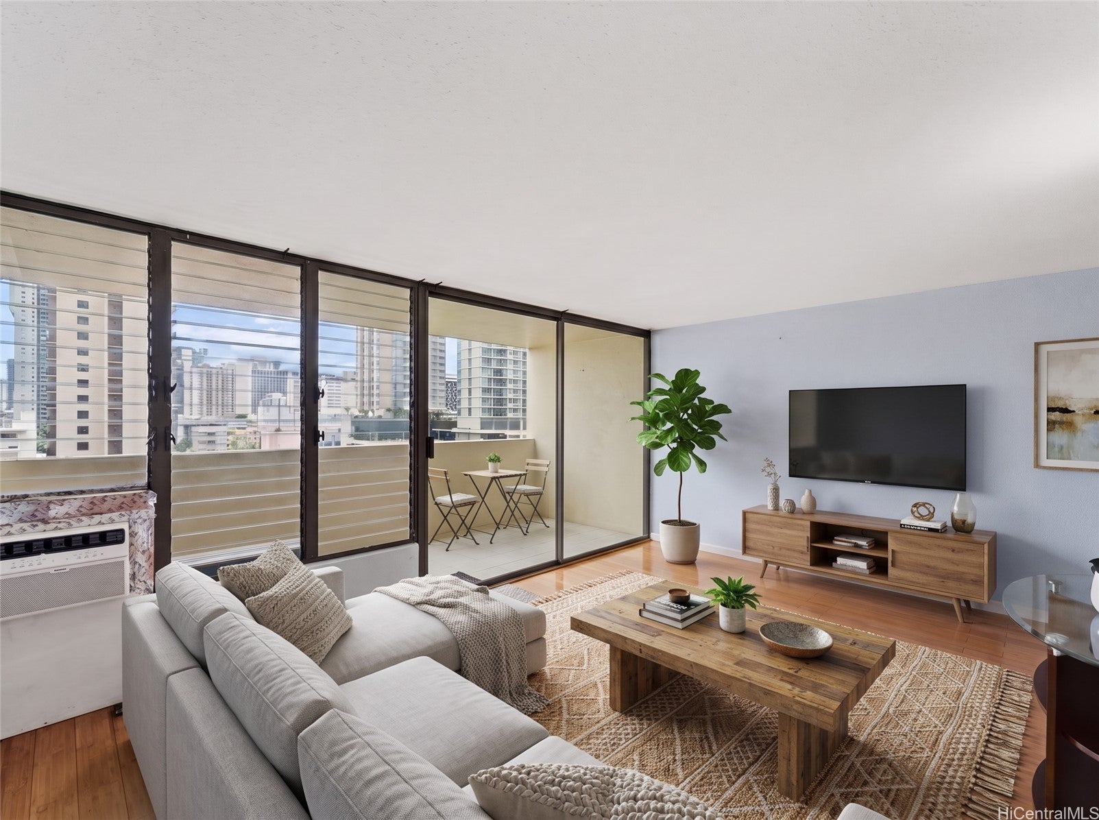 2092 Kuhio Avenue 1105