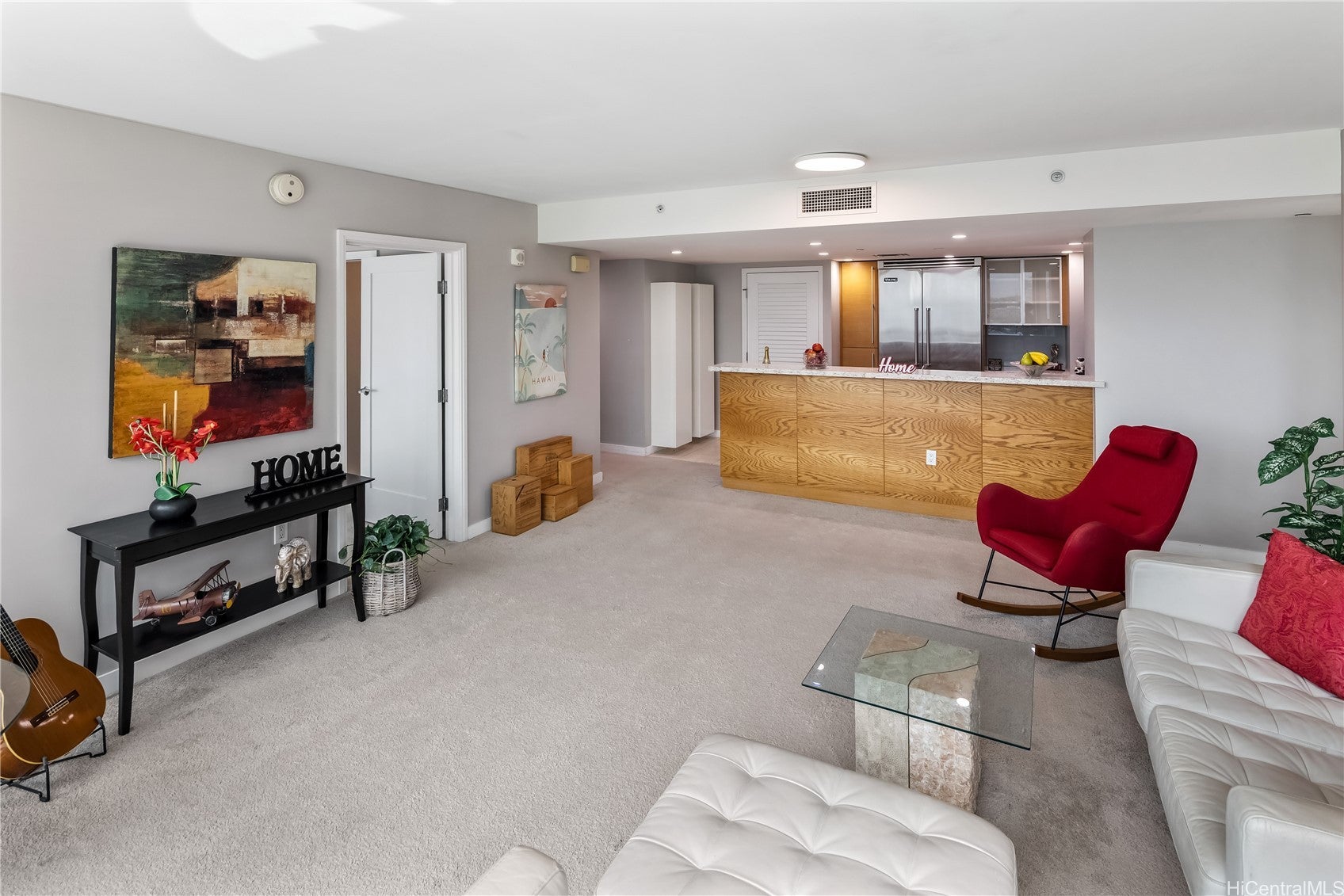 1177 Queen Street 2601