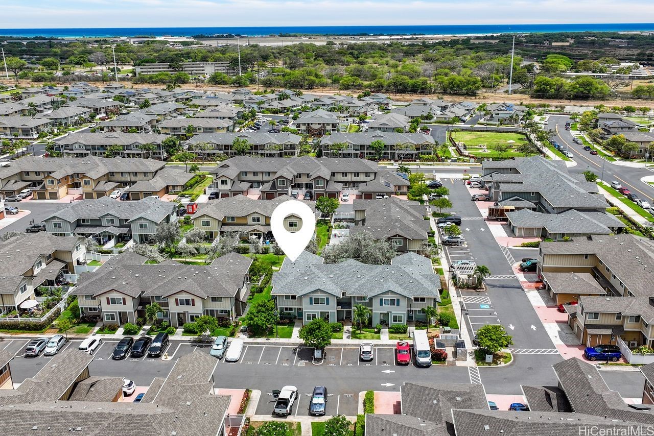 Kahiku At Mehana Condominium
