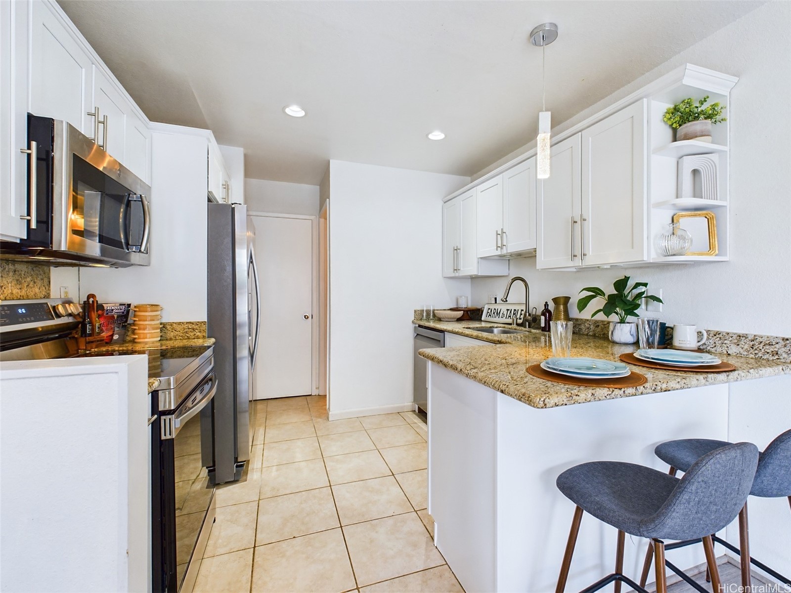 572 Mananai Place 20A