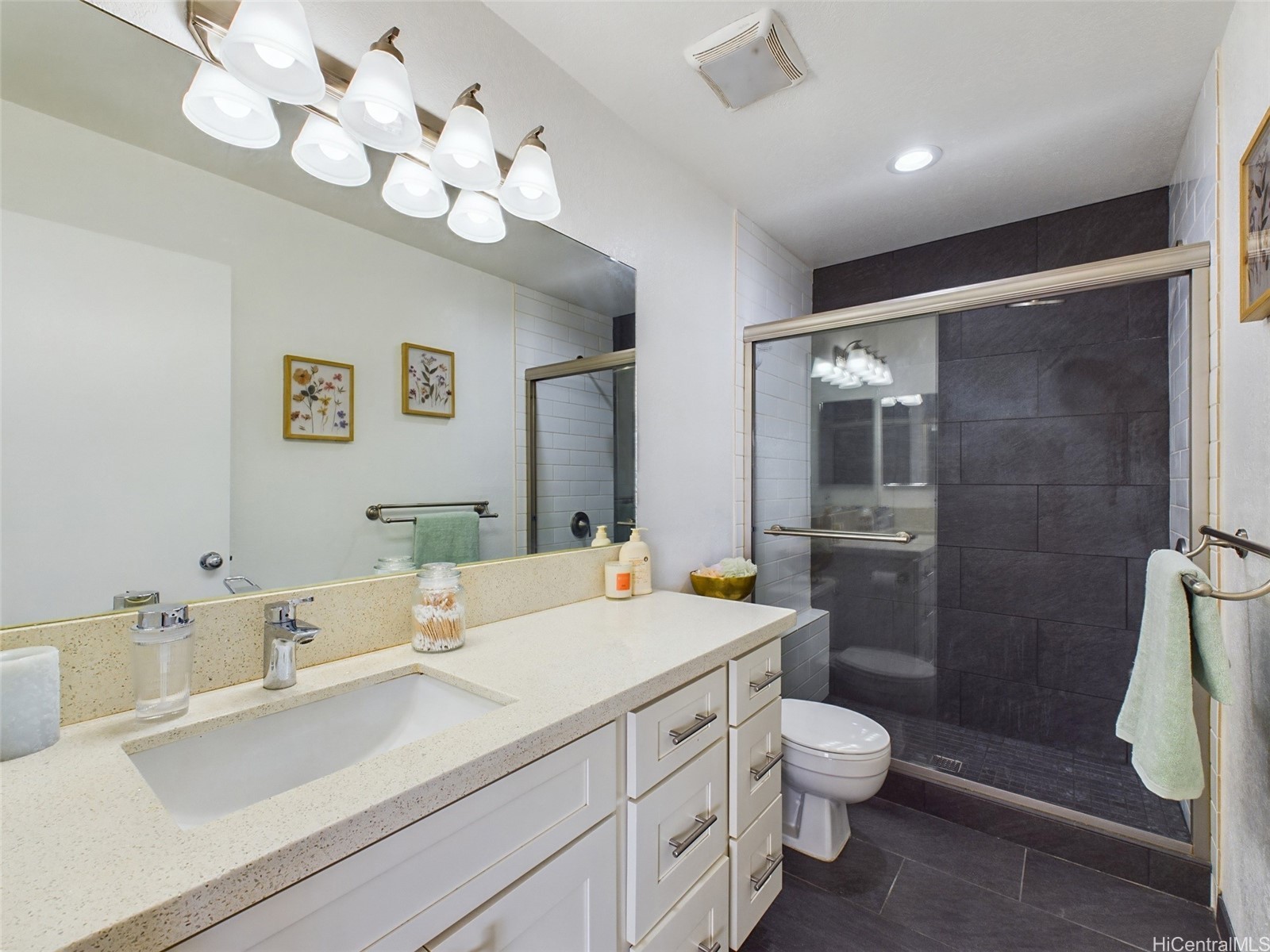 572 Mananai Place 20A