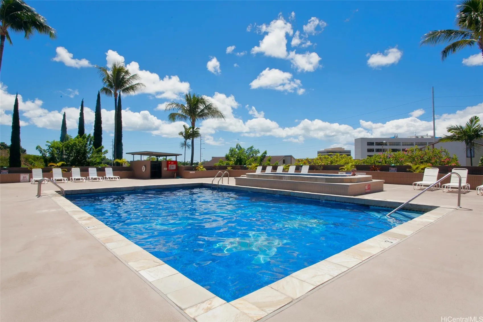 Aiea, Hawaii 96701, United States, 2 Bedrooms Bedrooms, ,2 BathroomsBathrooms,Residential,Active,136226