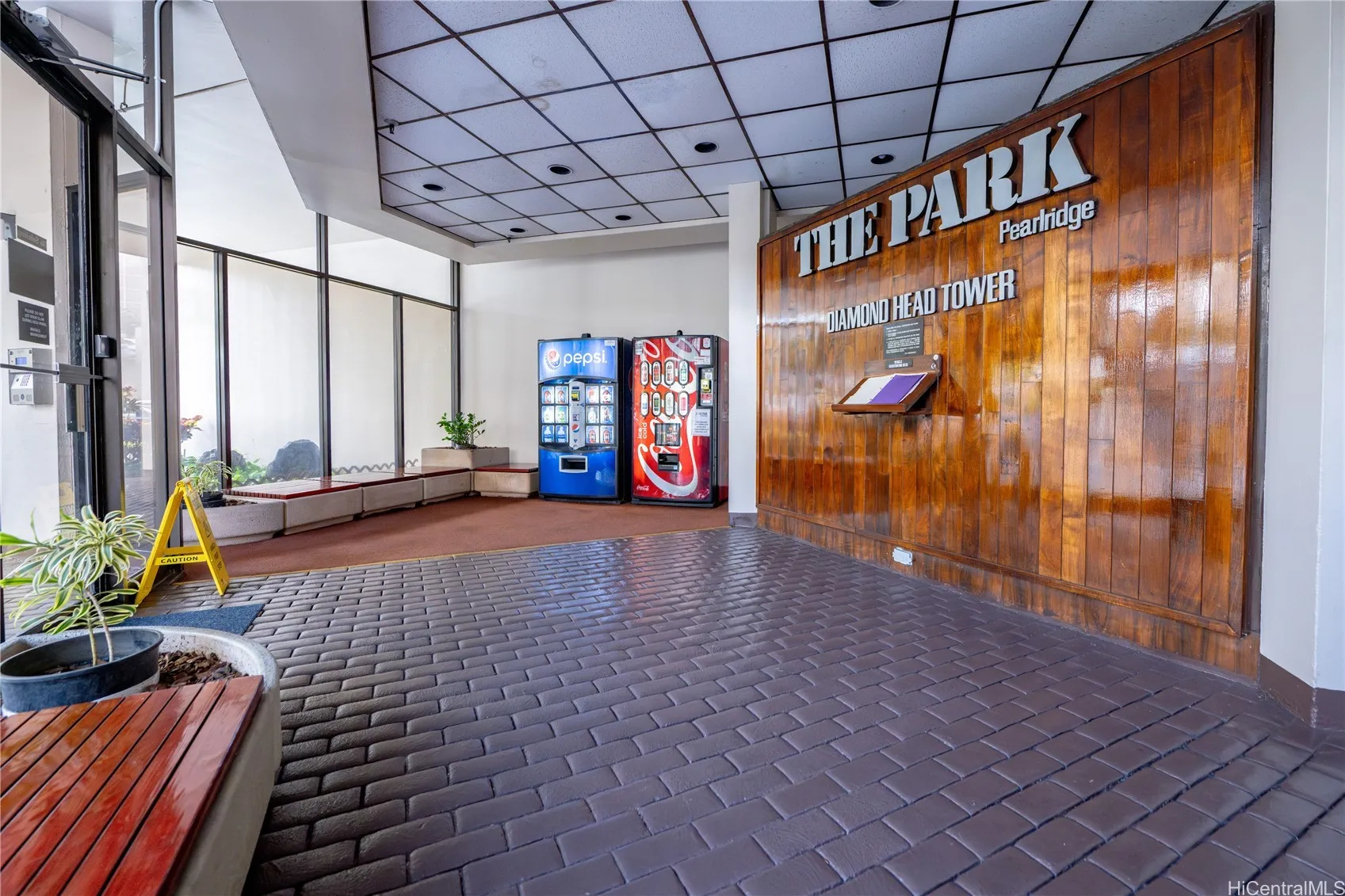 Aiea, Hawaii 96701, United States, 2 Bedrooms Bedrooms, ,2 BathroomsBathrooms,Residential,Active,136226