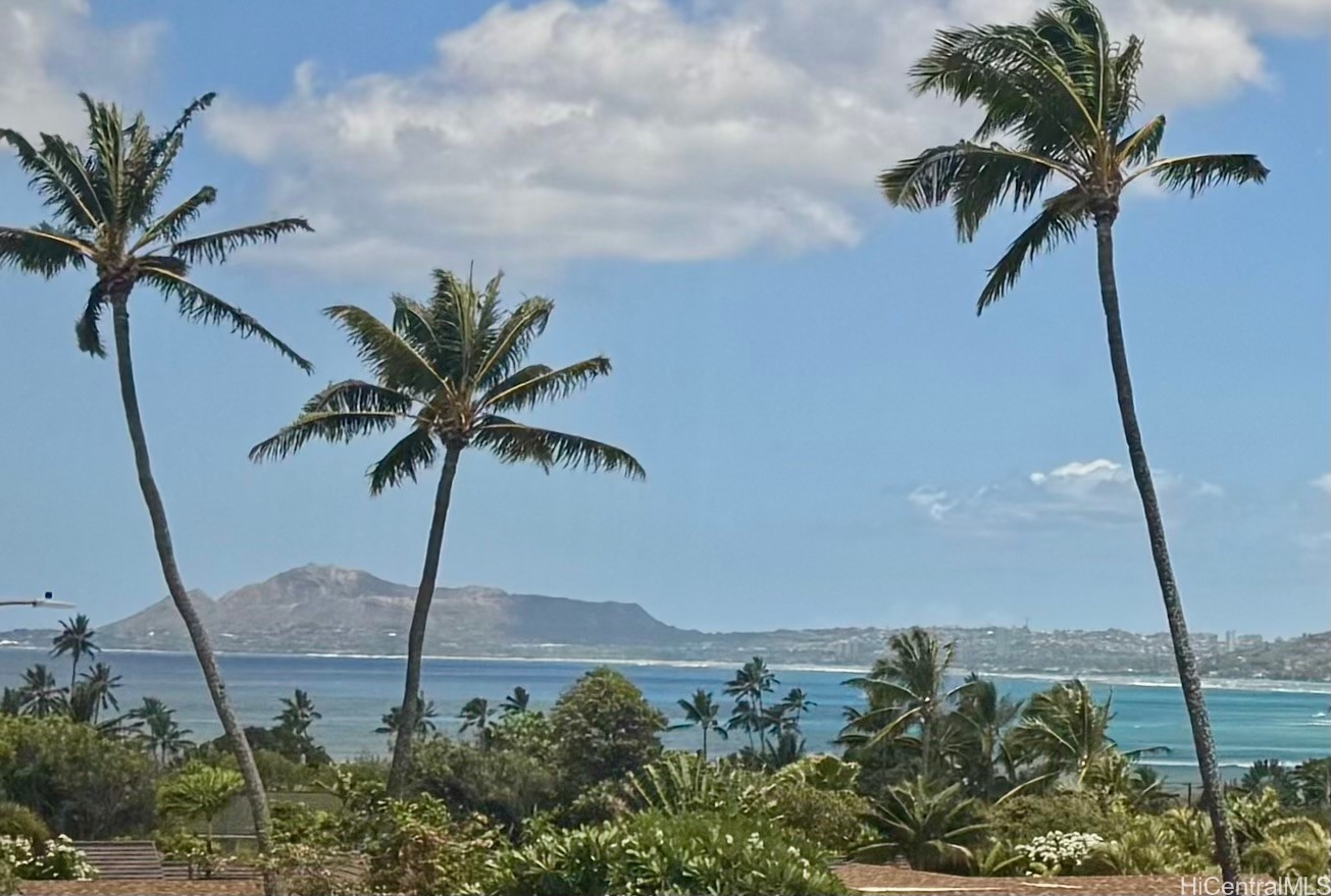Honolulu Home Residence
