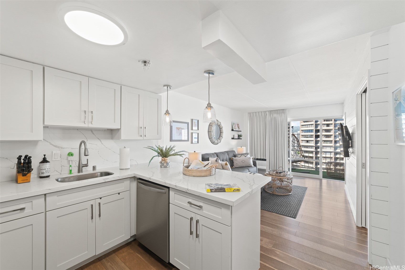 1777 Ala Moana Boulevard 1619