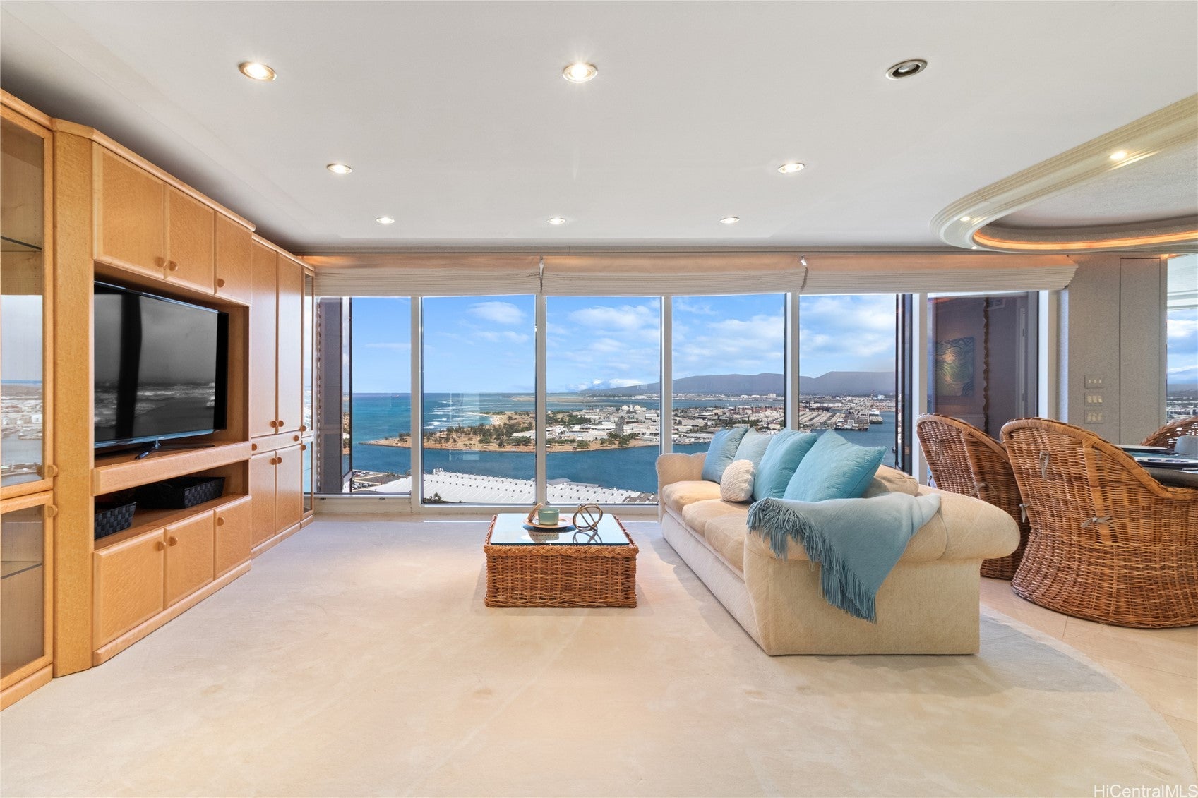 425 South Street 3502