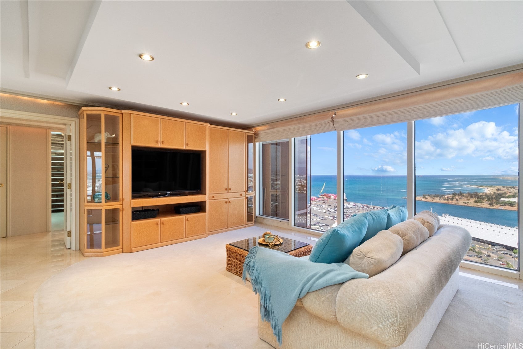 425 South Street 3502