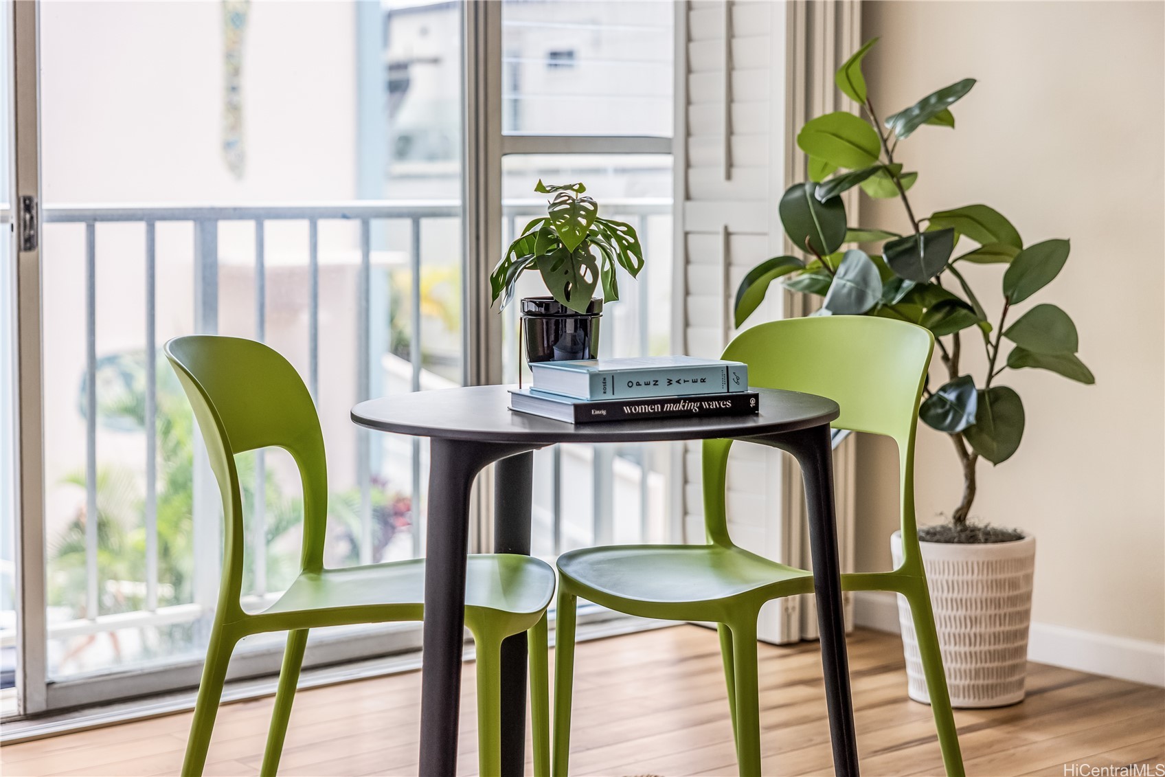 2801 Coconut Avenue 2G