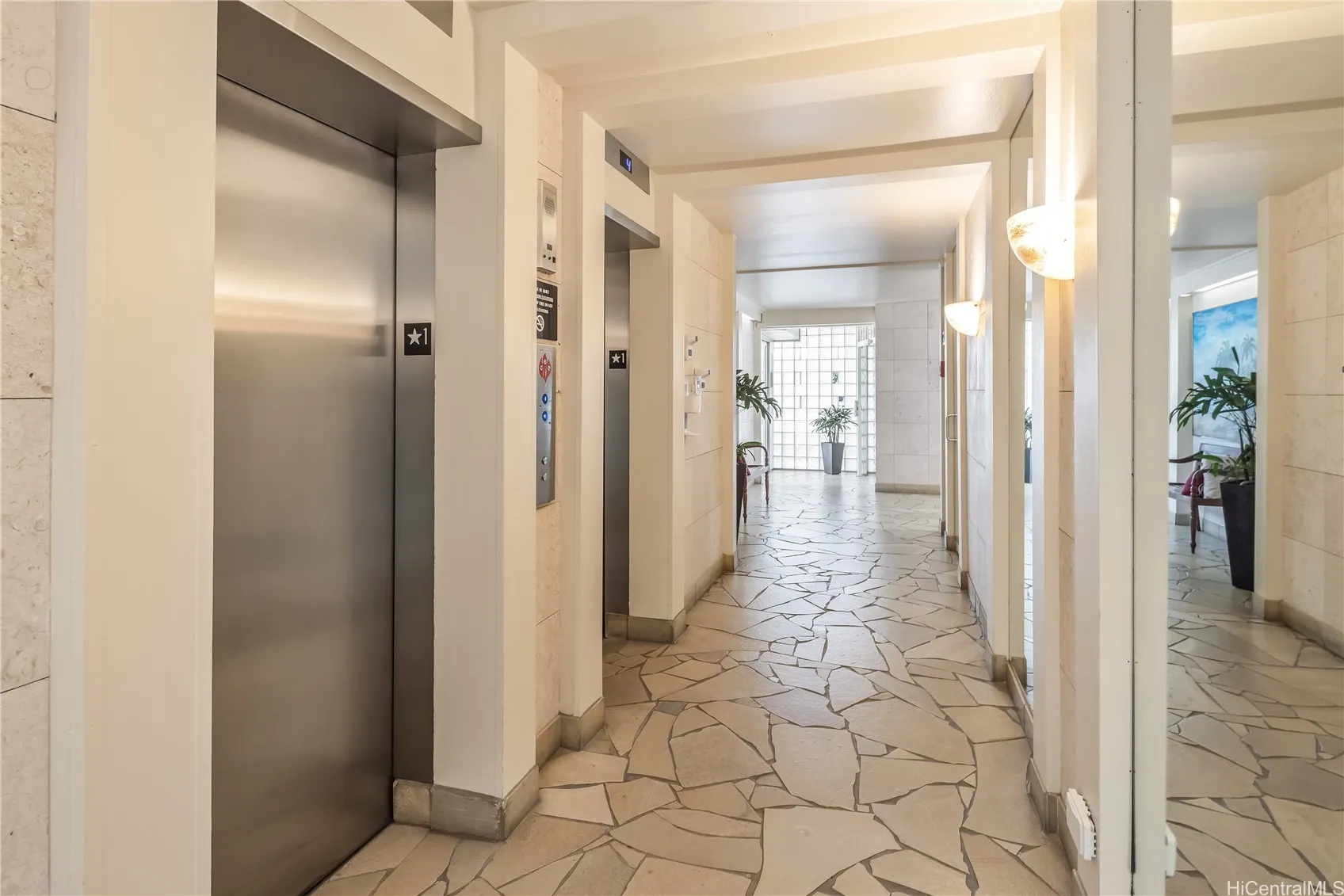 Honolulu, Hawaii 96815, United States, ,1 BathroomBathrooms,Residential,Active,241462