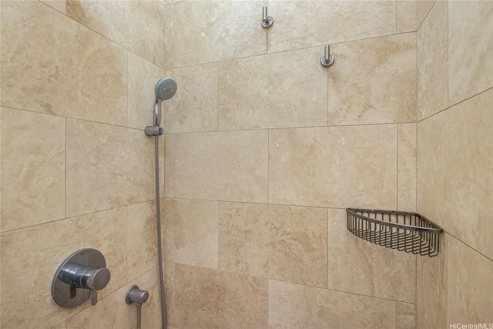 Honolulu, Hawaii 96815, United States, ,1 BathroomBathrooms,Residential,Active,241462