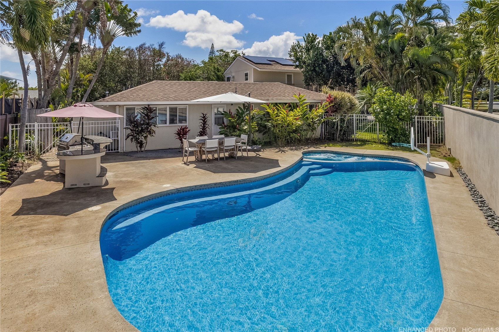 676 Mokapu Road